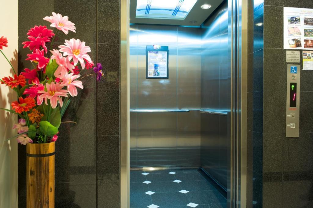 סינגפור Mitraa Inn מראה חיצוני תמונה